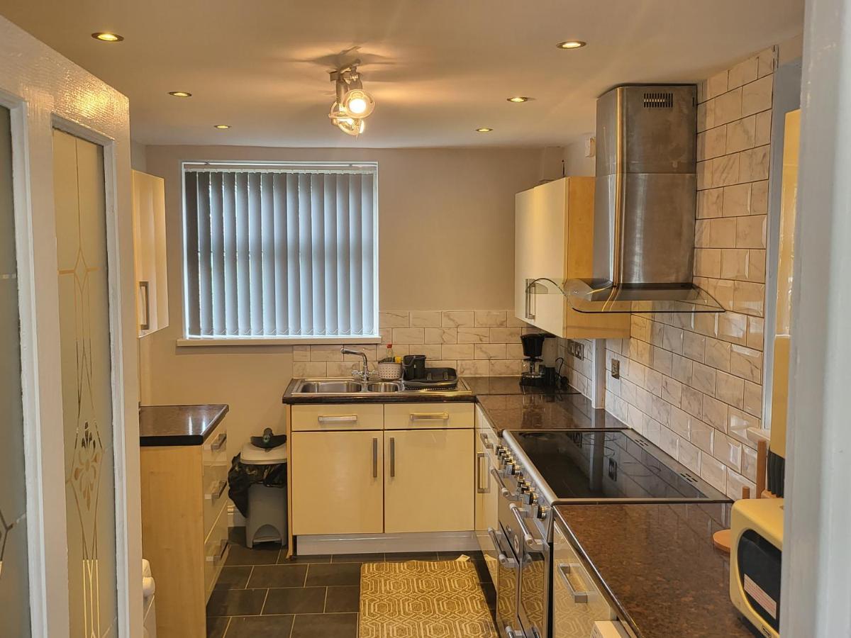 Spacious & Cosy Holiday Home In Manchester Exterior foto