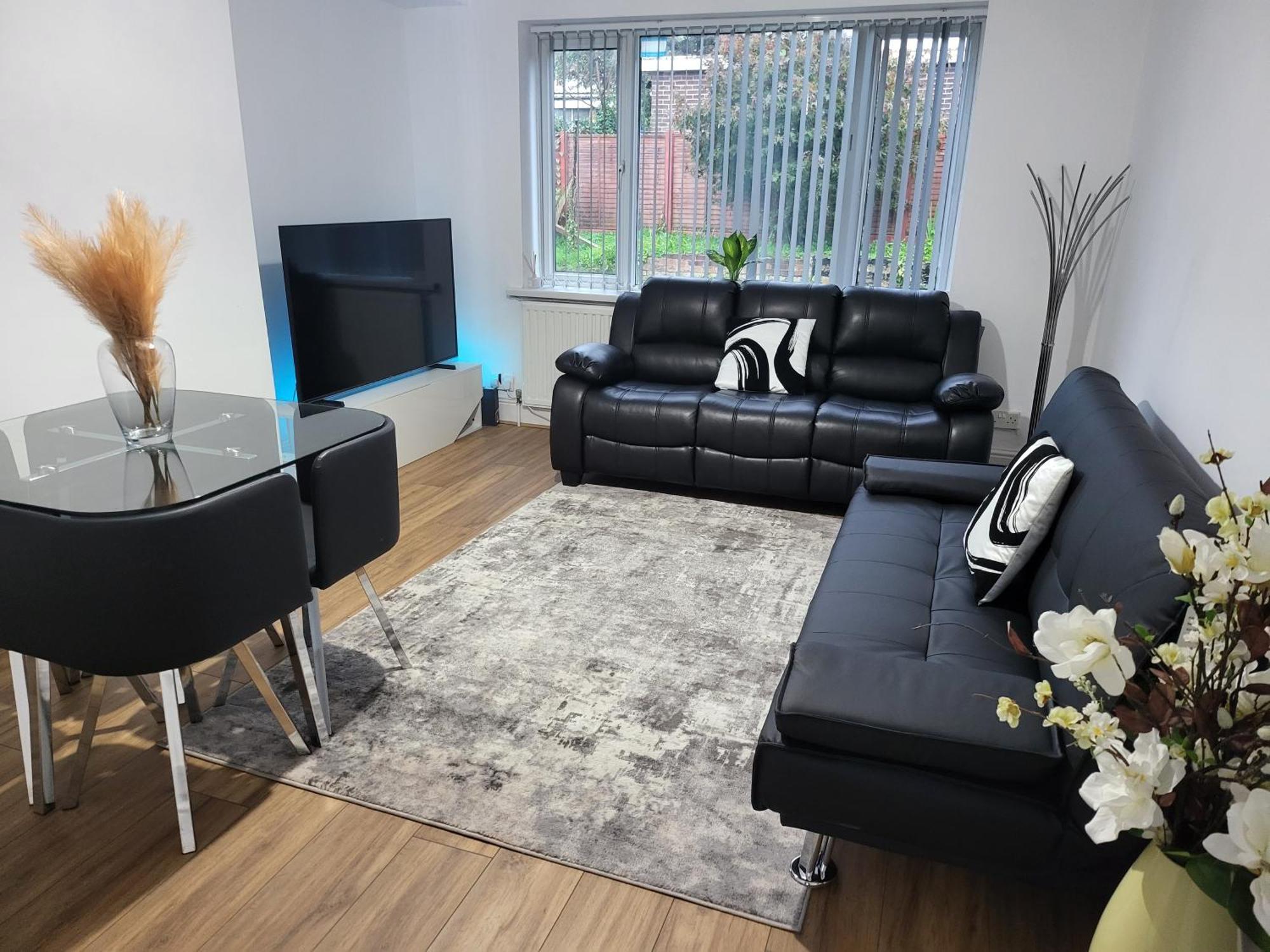 Spacious & Cosy Holiday Home In Manchester Exterior foto